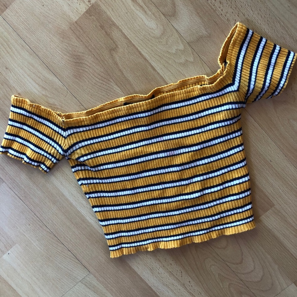 🐝🐝 Striped Crop Top Short Sleeves Square Neck Off Shoulder Yellow Black White - Picture 2 of 6